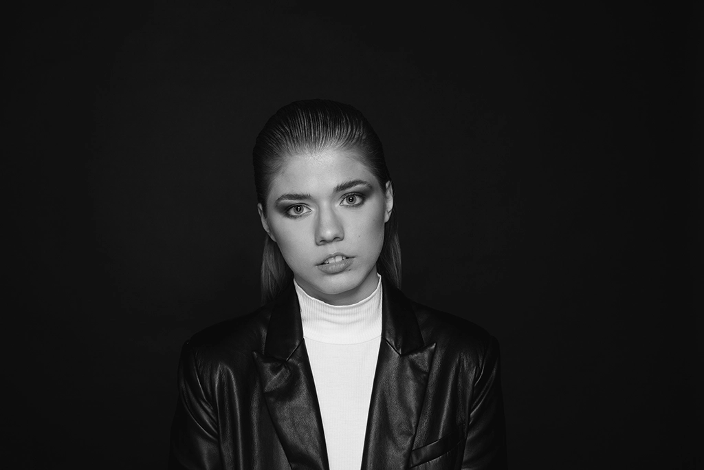 kiraly_alizDSC_0045ff _alizart_masodik_alkotomuhely_martfun